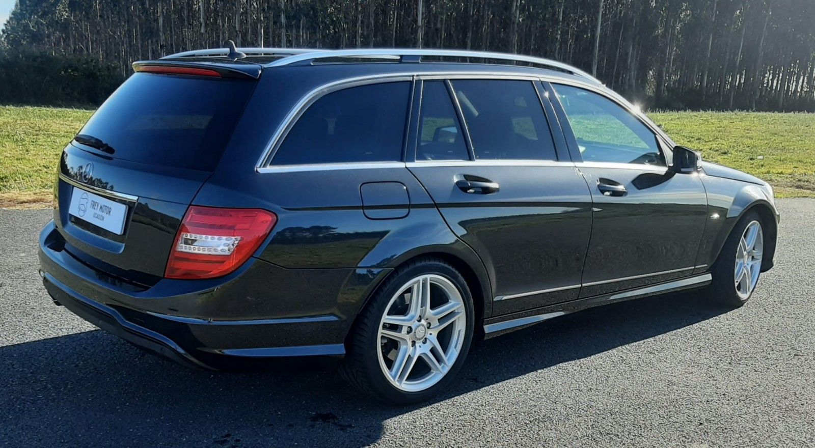 Mercedes Benz Clase C220 AMG - Imagen 2