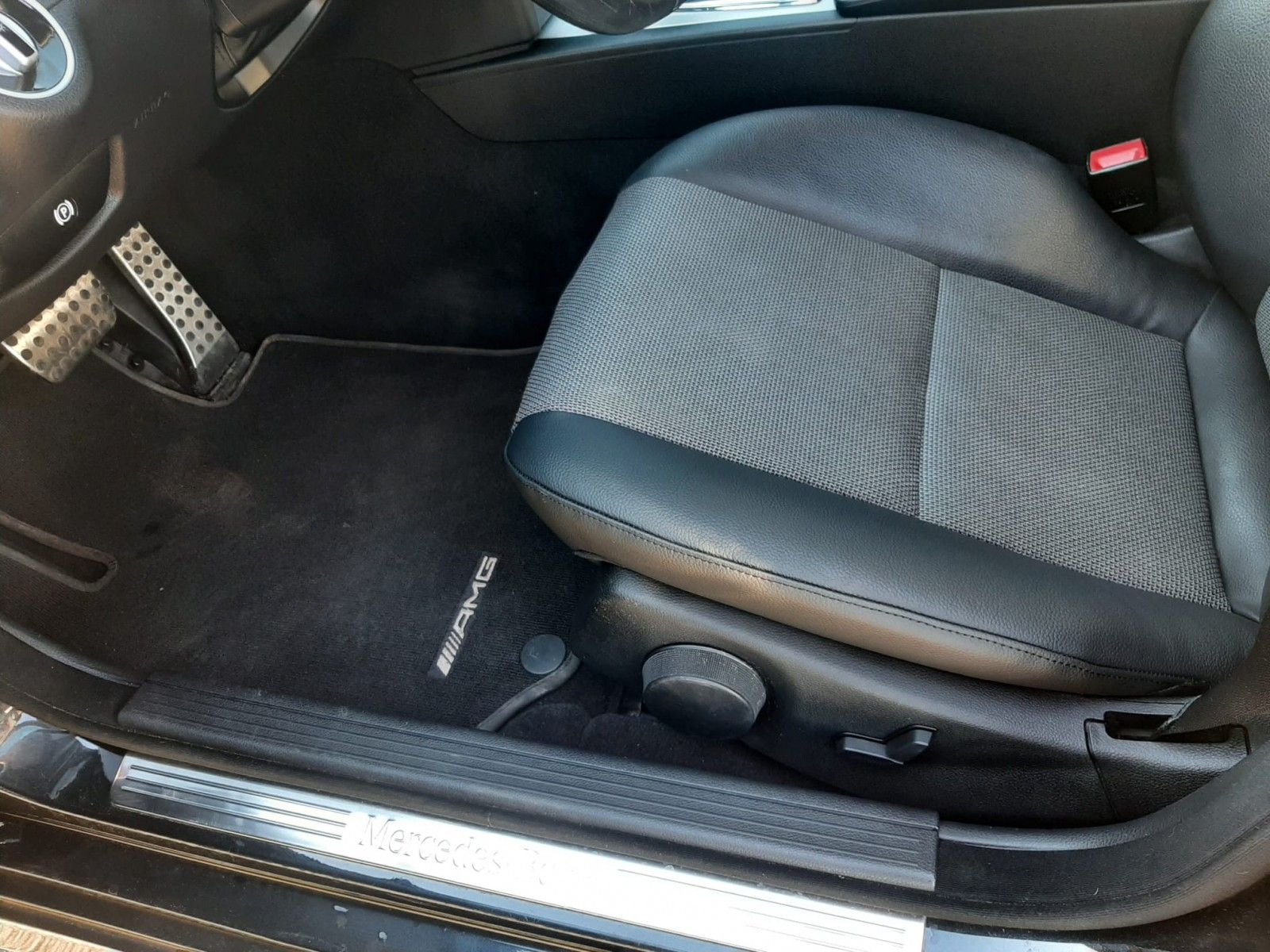 Mercedes Benz Clase C220 AMG - Imagen 6