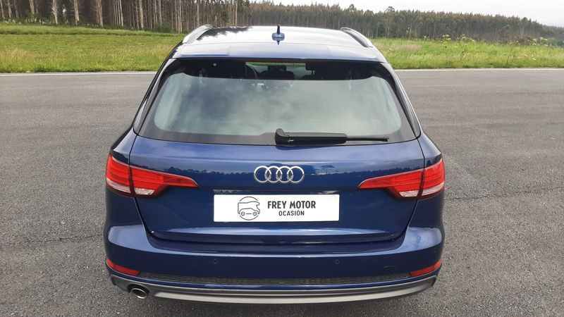 Audi A4 2.0 TDI 150 CV SLine - Imagen 8