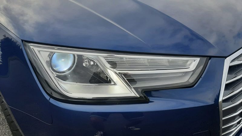 Audi A4 2.0 TDI 150 CV SLine - Imagen 11