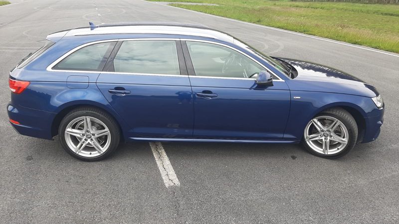 Audi A4 2.0 TDI 150 CV SLine - Imagen 10