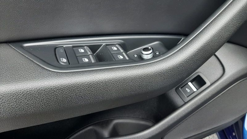 Audi A4 2.0 TDI 150 CV SLine - Imagen 26