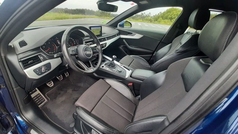 Audi A4 2.0 TDI 150 CV SLine - Imagen 16