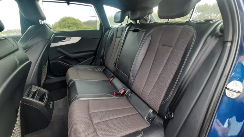Audi A4 2.0 TDI 150 CV SLine - Imagen 17