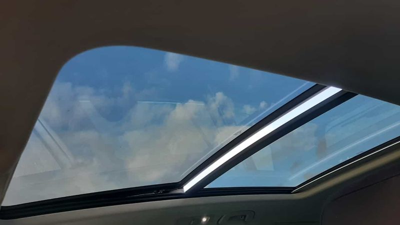 Volkswagen Tiguan 2.0 TDI RLine 150 CV - Imagen 7