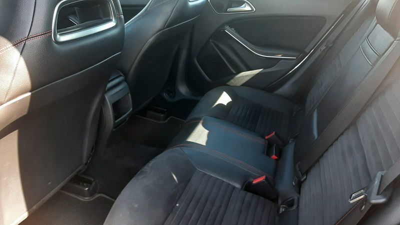 Mercedes Benz CLA 220 CDI AMG - Imagen 17
