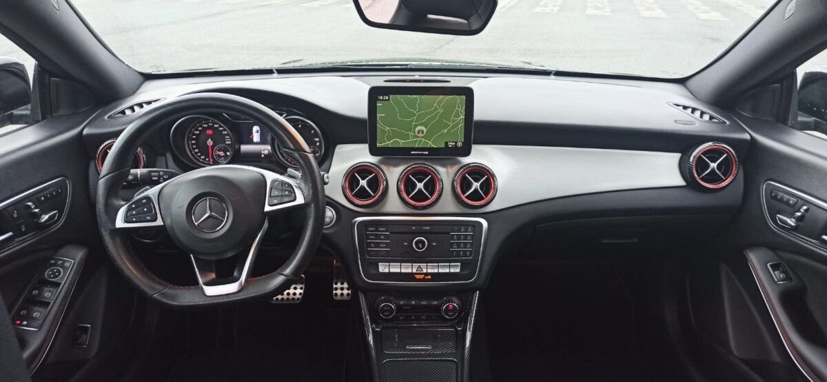 Mercedes Benz CLA 220d AMG Shooting Brake - Imagen 11