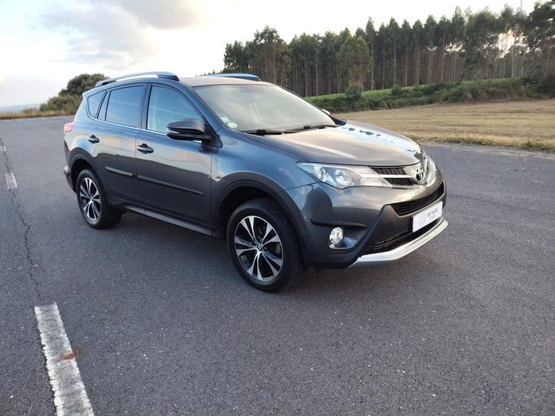 TOYOTA RAV4 2.2D