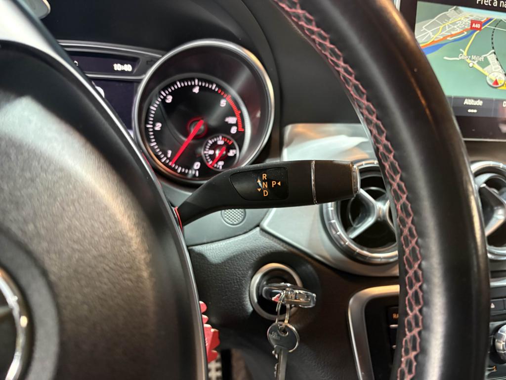 MERCEDES BENZ CLA 220d Shooting Brake - Imagen 16